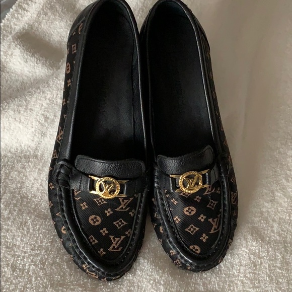 Louis Vuitton Shoes - LOUIS VUITTON VINTAGE LOAFERS SIZE 9,5